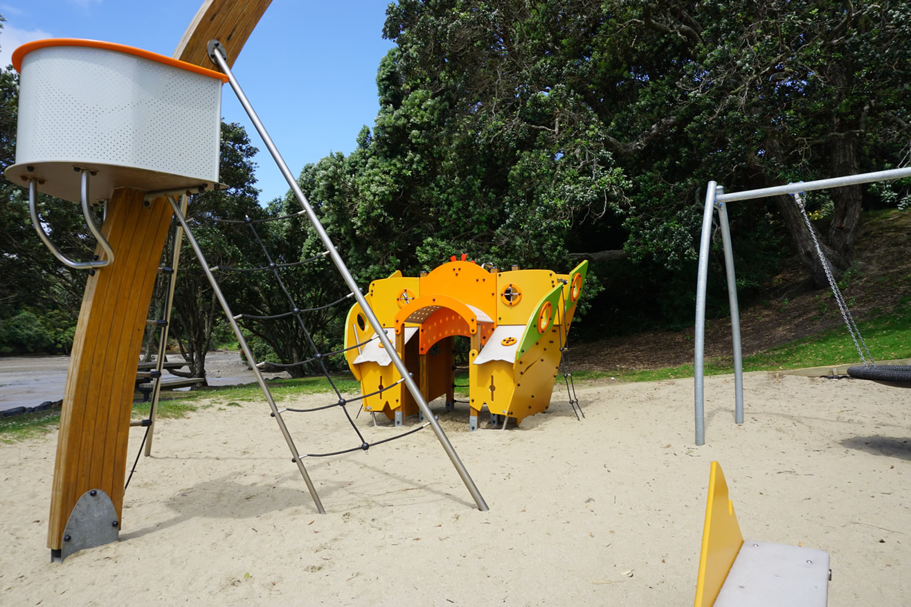 Island Bay Playground